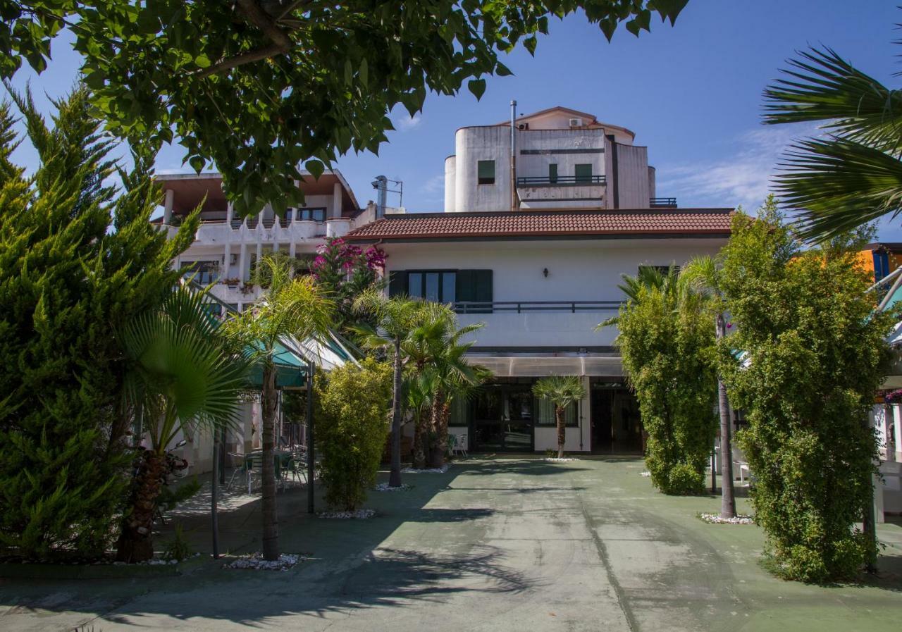 Hotel Atena Cirò Marina المظهر الخارجي الصورة